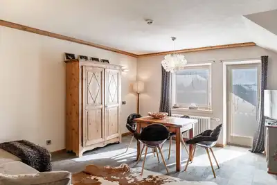Image de Appartement \"Neu Klein\" avec vue sur les montagnes, balcon et Wi-Fi