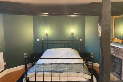 Image de Charming 17th century apartment with modern facilities in a pretty village.