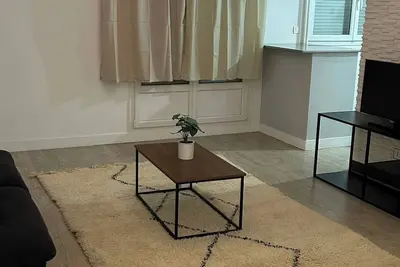 Image de Appartement Épuré de 60m² • Confort & Élégance •Proche Centre-Ville de Besançon