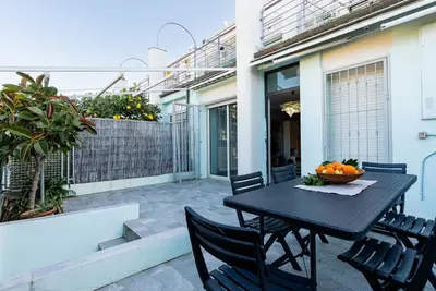 Image de Confortable appartement avec Wifi, Tv, terrasse, animaux admis, vue panoramique et parking