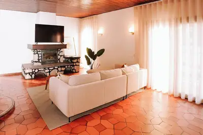 Image de Casa da Laranja by Quantique\nA casa de férias ideal para grupos