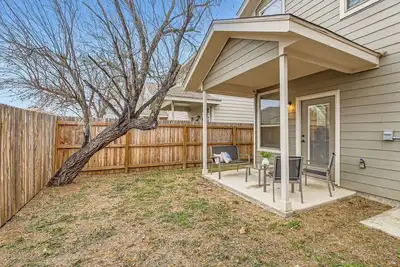 Image de The Comfort Cove + 3br Duplex +Near Lackland