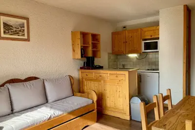 Image de Studio lumineux au pied des pistes, animaux admis