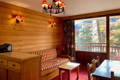 Image de Studio fonctionnel au pied des pistes. Animaux admis.