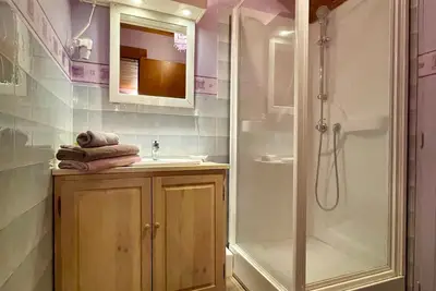 Image de Chambre Lilas à Alleyras - Animaux admis, Table d'hôtes, Terrains spacieux