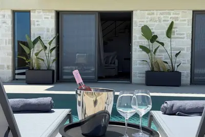 Image de Sunrise Village Aptera Pool Villa Ii
