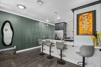 Image de 5bdr Villa Pet Friendly Fenced in Backyard Walking Distance to Restaurants