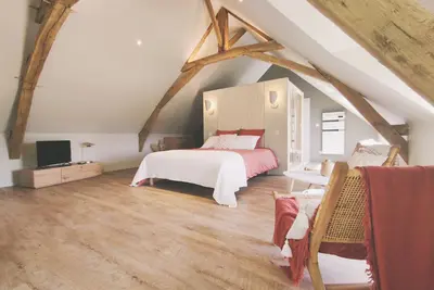 Image de Izoë - Suite d'hôtes à la campagne avec Sauna Finlandais privatif
