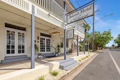 Image de The Downtown Historic Island Hotel