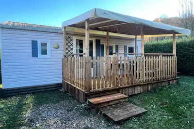 Image de Mobil-Home Aulus : 1 salle d'eau avec terrasse couverte 4 personnes
