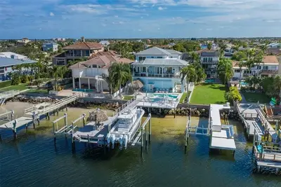 Image de Luxury 5 bedroom Gulf Front home near Clearwater and Tarpon Springs