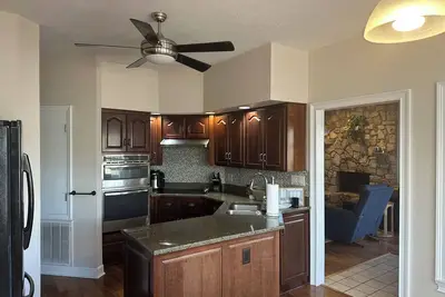 Image de Masters Rental – 2. 4 Miles from Augusta National. Sports Bar + Outdoor Patio