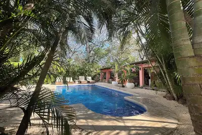 Image de Modern Boho Casita w/pool, 10 min walk to beach