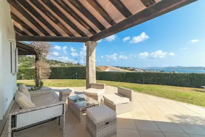 Image de Villa 'Maddalena' avec vue sur la mer, piscine privée et climatisation