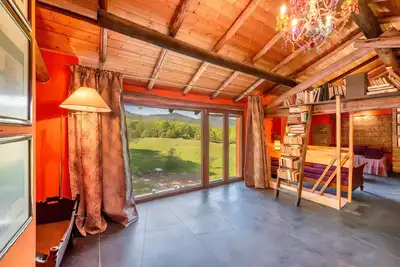 Maison 'Di Caccia' avec vue sur les montagnes, Wi-Fi et climatisation