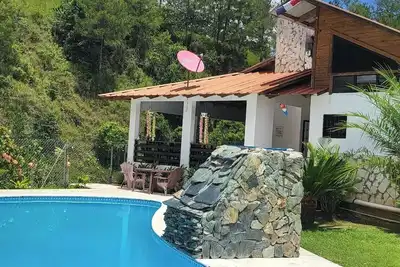 Image de Villa Del Cielo, Pool and River.