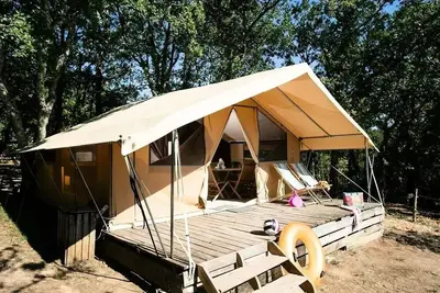 Image de Tente Lodge Insolite nature - 2 ch - sans sanitaires 5 personnes