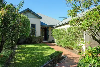 Image de Secret Garden/North Sydney/Walk to Metro & Train/7pl