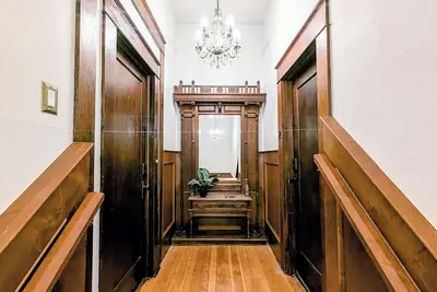 Image de 1888 Historic 3-bedroom Loft located in the heart of Newberg