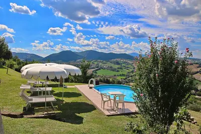 Image de Appartement à Piticchio avec Piscine et Bbq