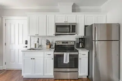 Image de Radiant Estate in the Heart of Savannah