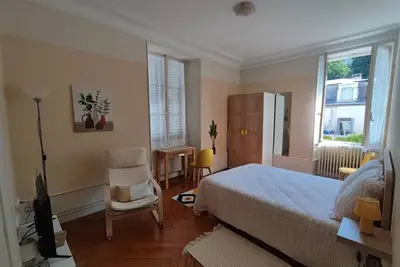 Image de Studio charmant avec kitchenette séparée, animaux acceptés à Aix-les-Bains