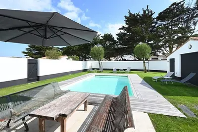 Image de Maison spacieuse Ile de Ré avec piscine et parking privé