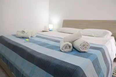 Image de A turn on the sea 2 by \"Angelo's Holiday Homes\" 30 meters from the beach