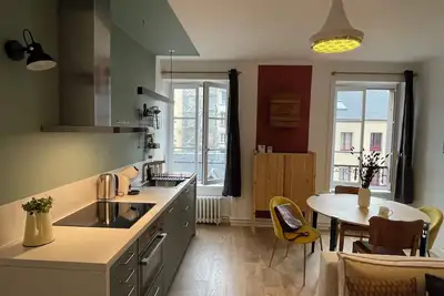 Image de Appart de 35m² sympa & rénové dans un ancien hôtel. Hyper centre, tout à pied
