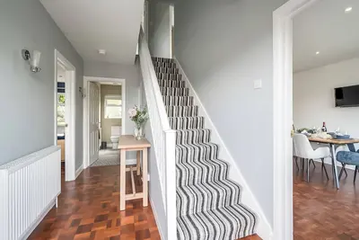 Image de Stunning home over looking Belfast City, 11 minutes to City Centre