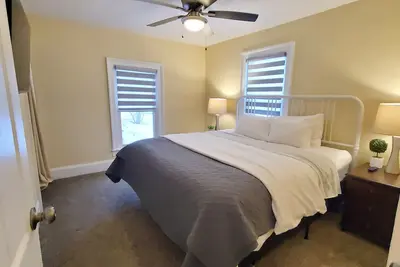 Image de Charming 2-bedroom apartment in delightful Auburn with Ac, WiFi, pet friendly