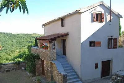 Rustic villa with breathtaking views in Istria, Croatia