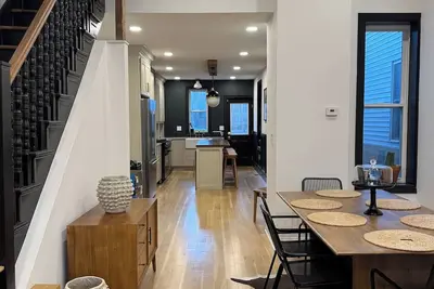 Image de Stunning townhouse in Philadelphia with historical charm in Fairmount!