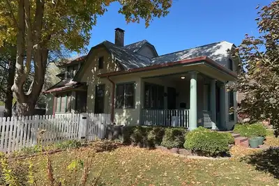 Image de The Trillium House at DePauw - 4\/5 Br 3. 5 Ba