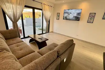 Image de New Villa with Private Pool