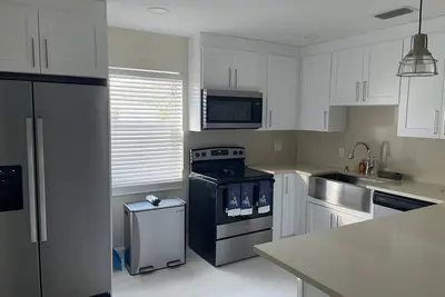 Image de Charming 2-bedroom apartment with Ac, WiFi in fabulous Lake Worth Beach