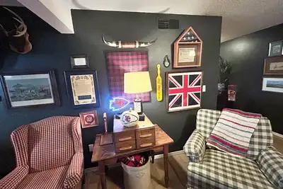 Image de Relax & Unwind at \"The Hangout\": Private Basement Apartment in South Springfield