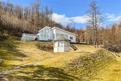 Image de Superbe maison à Farsund avec WiFi