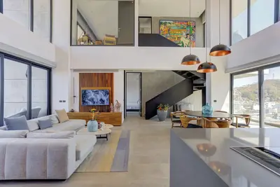 Image de Luxury Penthouse | Ocean Views & Infinity Pool