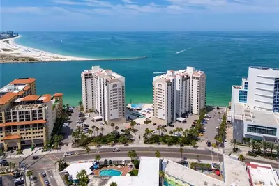 Image de Cozy 2-bedroom condo with ocean views in Clearwater Florida