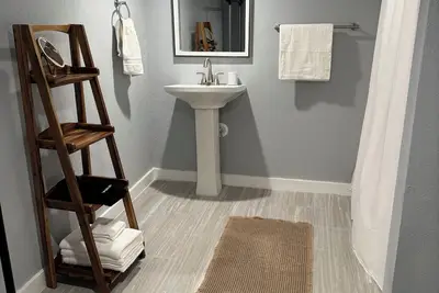 Image de Cozy studio in amazing Dallas with Ac, WiFi