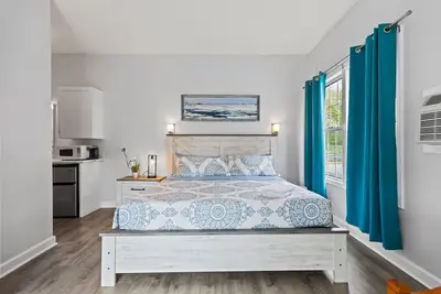 Image de Spacious 8 Bed Suite Combo - Sleeps 10-12