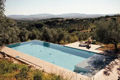 Image de Vacation close to nature in fully equipped tents in the olive grove in Tuscany
