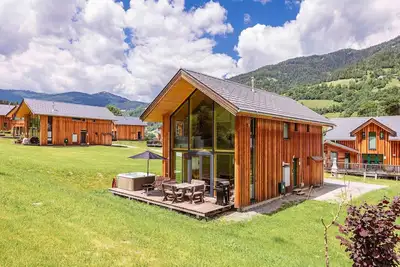 Image de Joli chalet avec sauna infrarouge et jacuzzi extérieur