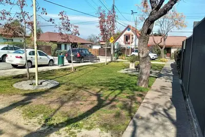 Image de Detached Tiny House with parking