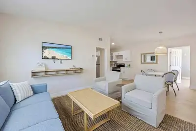 Image de Welcome to The Drift – Your Laid-Back Beach Escape in Cocoa Beach! 2/2