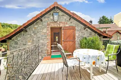 Image de Appartement à Érezée avec terrasse