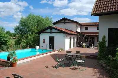Image de Appartement Ă Dargun avec piscine et animaux
