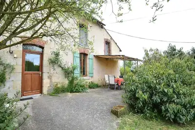 Image de Ferme rustique Ă Giroux avec terrasse