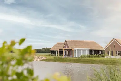 Image de Villa de luxe avec entourée par la nature